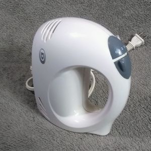 Compact 5-Speed Hand Mixer